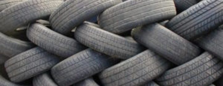 360-degree video app shows dangers of low tread depth