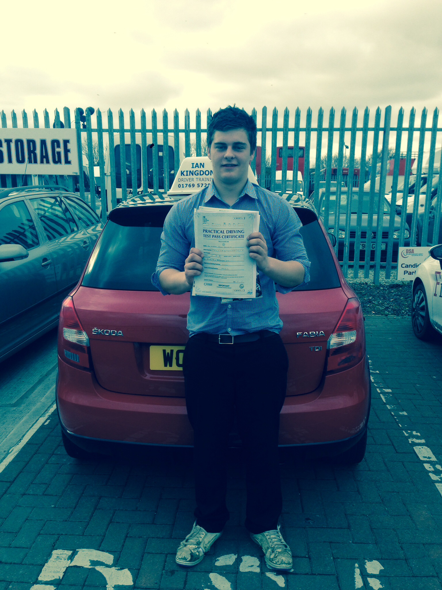 Kieran Jenkings passed his Driving Test today.